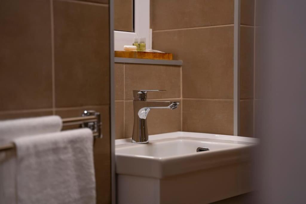 Coban Residence - A3 - Scandinavian Apartment Brasov Ngoại thất bức ảnh
